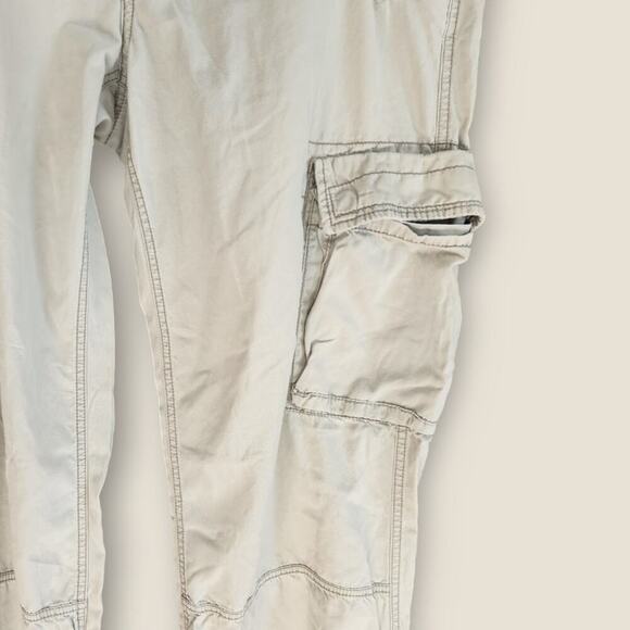 American Eagle Outfitters Pants Women's Sz 14 Cargo Light Weight Zipped Hems - Picture 8 of 10